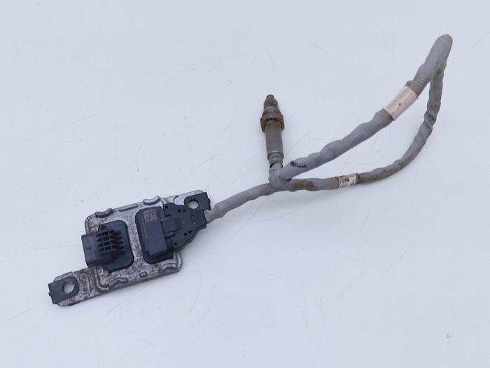 Sonde lambda d'un Volkswagen Passat Variant (3G5) 1.6 TDI 16V 2019