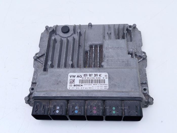 Used Engine management computer Volkswagen Touareg 3.0 TDI 231 V6 24V Price € 477,95 Inclusive VAT offered by Automaterialen Ronald Morien B.V.