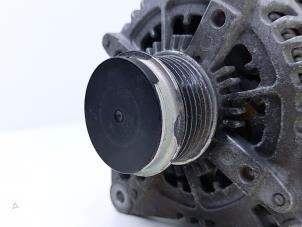 Dynamo from a Volkswagen Touareg 3.0 TDI 231 V6 24V 2022