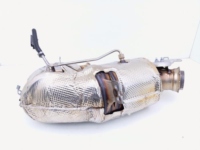 Usagé Catalyseur Mercedes C Estate (S206) C-180 1.5 EQ Boost Prix € 995,00 Règlement à la marge proposé par Automaterialen Ronald Morien B.V.