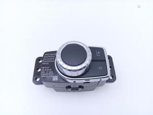 On-board computer controller from a Mercedes-Benz A (W176) 1.5 A-180 CDI, A-180d 16V 2013