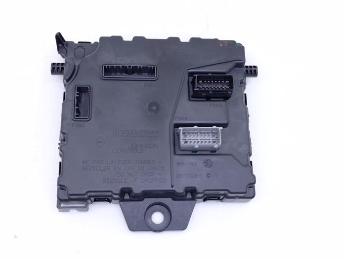 Begagnade Dator , karosskontroll (BCM) Renault Master III (EV/HV/UV/VA/VB/VD/VF/VG/VJ) 2.3 dCi 165 16V RWD Pris € 114,95 Inklusive moms erbjuds av Automaterialen Ronald Morien B.V.