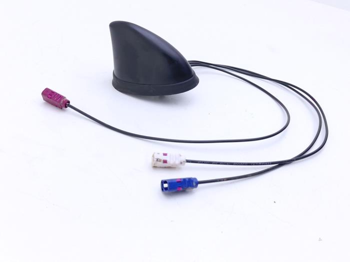 Używane Antena Renault Master III (EV/HV/UV/VA/VB/VD/VF/VG/VJ) 2.3 dCi 165 16V RWD Cena € 45,00 Z VAT oferowane przez Automaterialen Ronald Morien B.V.