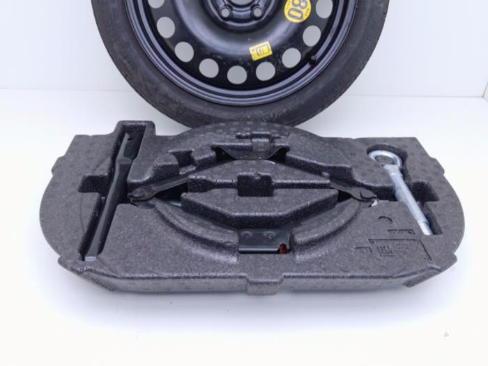 Jackkit + spare wheel Opel Astra K Sports Tourer 1.6 CDTI 110 16V