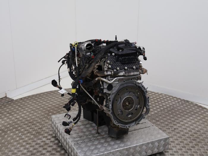 Used Engine Landrover Defender II 90 3.0 D250 MHEV Price € 11.609,95 Inclusive VAT offered by Automaterialen Ronald Morien B.V.