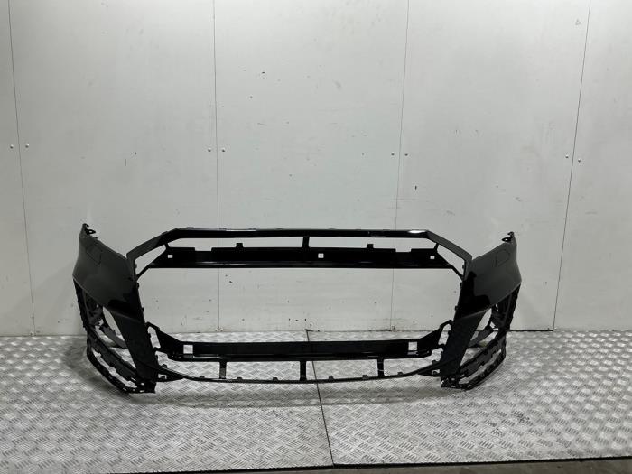 Nuevos Parachoques Audi Q7 (4MB/4MG) 3.0 TDI V6 24V Precio € 1.395,00 IVA incluido ofrecido por Automaterialen Ronald Morien B.V.