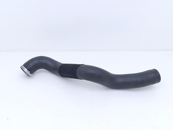 Gebrauchte Intercooler Schlauch Suzuki Vitara (LY/MY) 1.4 Booster Jet Turbo 16V SHVS Preis € 59,29 Mit Mehrwertsteuer angeboten von Automaterialen Ronald Morien B.V.
