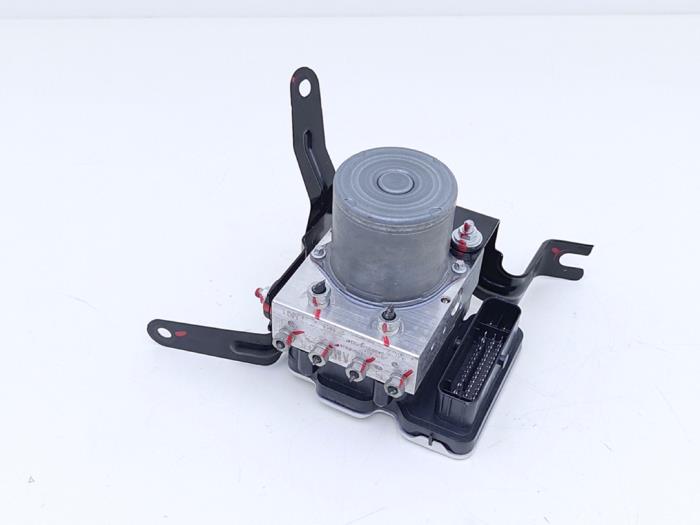 Gebrauchte ABS Pumpe Suzuki Vitara (LY/MY) 1.4 Booster Jet Turbo 16V SHVS Preis € 840,95 Mit Mehrwertsteuer angeboten von Automaterialen Ronald Morien B.V.