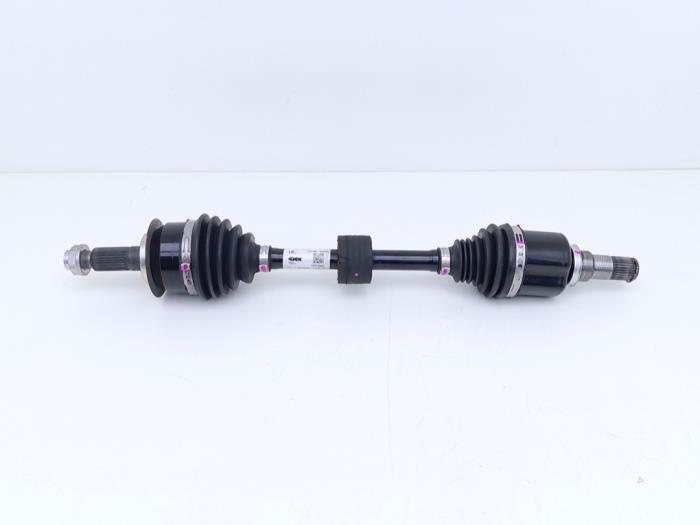 Gebrauchte Antriebswelle links vorne Suzuki Vitara (LY/MY) 1.4 Booster Jet Turbo 16V SHVS Preis € 124,99 Mit Mehrwertsteuer angeboten von Automaterialen Ronald Morien B.V.