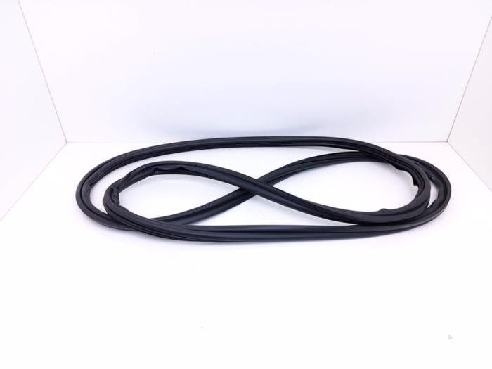Nowe Rózne Tesla Model Y (5YJY) Long Range 72kWh Cena € 34,99 Z VAT oferowane przez Automaterialen Ronald Morien B.V.