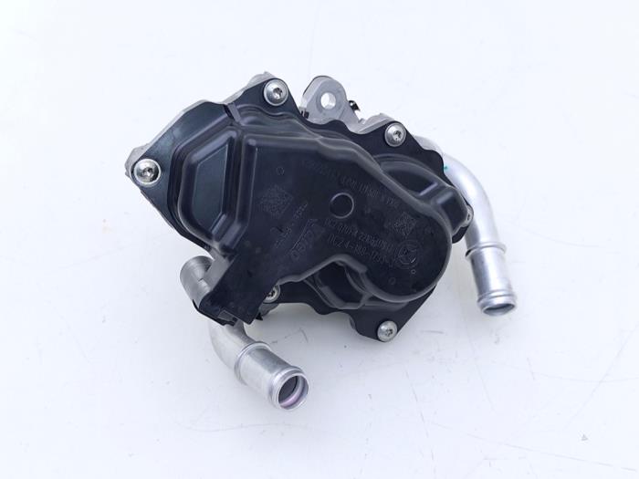 Usagé Valve RGE Volkswagen Jetta IV (162/16A) 2.0 TDI 16V Prix € 36,30 Prix TTC proposé par Automaterialen Ronald Morien B.V.