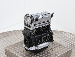Motor van een Volkswagen Golf V Variant (1K5) 2.0 GTI 16V 2009