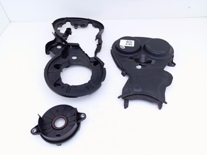 Usagé Couvercle de distribution Volvo V40 (MV) 1.5 T3 16V Geartronic Prix € 75,00 Règlement à la marge proposé par Automaterialen Ronald Morien B.V.