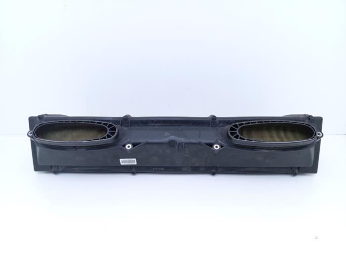 Gebrauchte Luftfiltergehäuse Porsche Panamera (970) 4.8 V8 32V GTS Preis € 195,00 Margenregelung angeboten von Automaterialen Ronald Morien B.V.