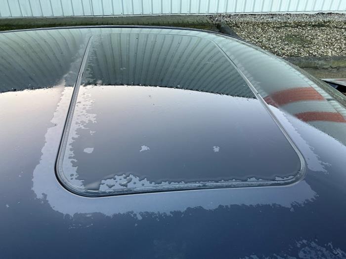 Używane Szyberdach Porsche Panamera (970) 4.8 V8 32V GTS Cena € 295,00 Procedura marży oferowane przez Automaterialen Ronald Morien B.V.