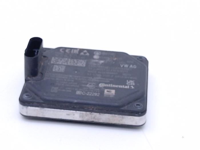 Gebrauchte ACC Sensor (Entfernung) Volkswagen ID.3 (E11/E12) Pro 58/59 kWh Preis € 175,00 Mit Mehrwertsteuer angeboten von Automaterialen Ronald Morien B.V.