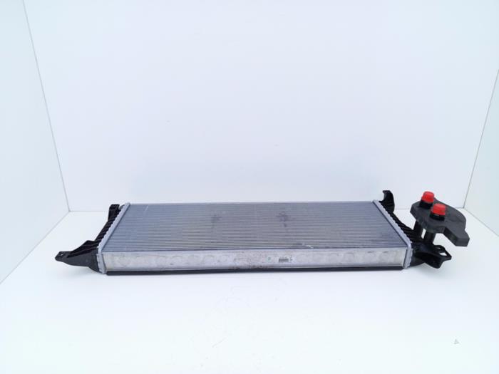 Usados Intercooler Volkswagen Transporter T6 2.0 TDI Precio € 235,95 IVA incluido ofrecido por Automaterialen Ronald Morien B.V.