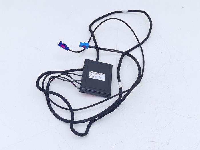 Używane Modul GPS Iveco New Daily VI 35C18,35S18,40C18,50C18,60C18,65C18,70C18 Cena € 36,30 Z VAT oferowane przez Automaterialen Ronald Morien B.V.