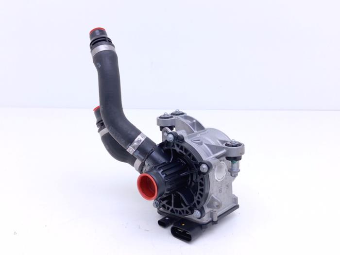 Begagnade Vattenpump Mercedes C Estate (S206) C-180 1.5 EQ Boost Pris € 195,00 Marginaltabell erbjuds av Automaterialen Ronald Morien B.V.