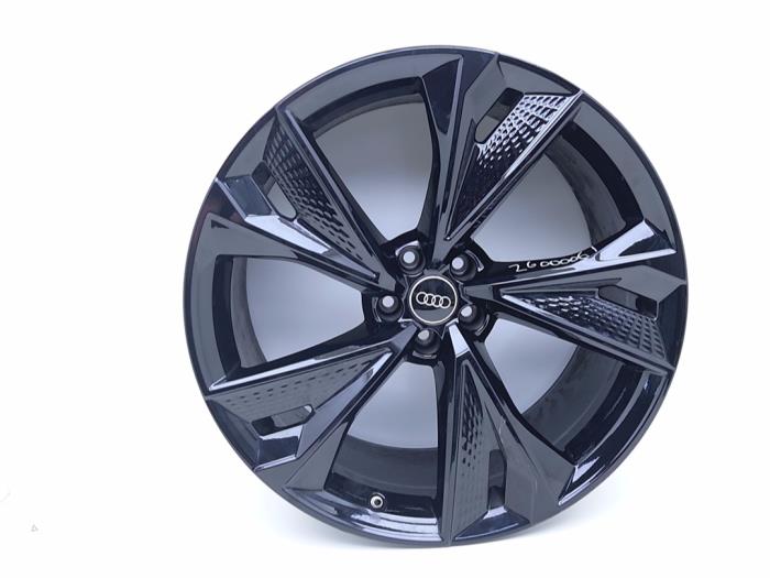 Używane Obrecz Audi RS 6 Avant (C8) 4.0 V8 TFSI Mild Hybrid 32V Cena € 695,00 Procedura marży oferowane przez Automaterialen Ronald Morien B.V.