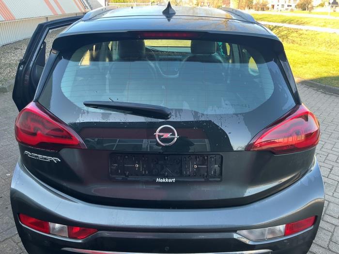 Begagnade Baklucka Opel Ampera-e Ampera-e Pris € 895,00 Marginaltabell erbjuds av Automaterialen Ronald Morien B.V.