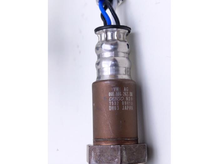 Lambda probe from a Volkswagen Multivan T7 2.0 TSI 16V 2025