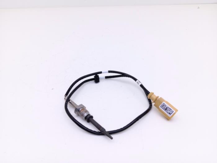 Gebrauchte Auspuff Temperatursensor Volkswagen Multivan T7 2.0 TDI SCR 16V Preis € 114,95 Mit Mehrwertsteuer angeboten von Automaterialen Ronald Morien B.V.