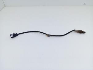 Lambda probe from a Audi A6 Avant (C8) 2.0 16V 55 TFSI e Hybrid Quattro 2023