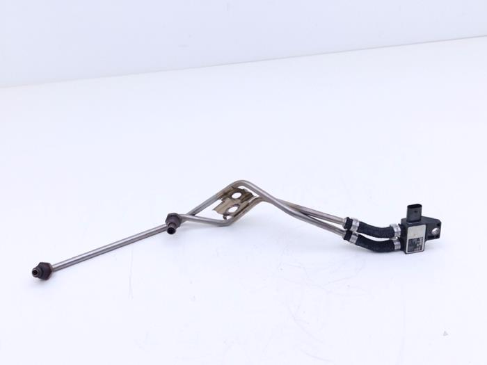 Used Particulate filter sensor BMW 8 serie Gran Coupe (G16) 840d xDrive 24V Price € 45,00 Margin scheme offered by Automaterialen Ronald Morien B.V.