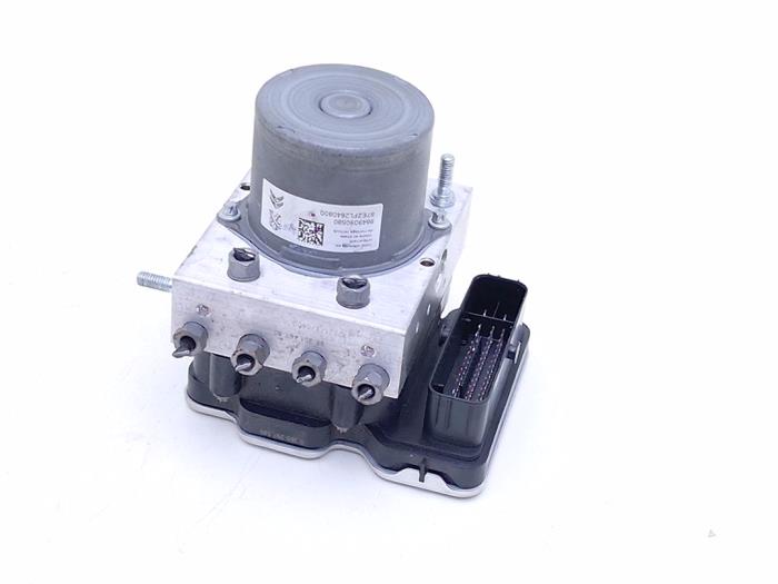 Gebrauchte ABS Pumpe Opel Astra L Sports Tourer (F4/FC/FN/FR) 1.6 Plug-in Hybrid Turbo 16V Preis € 345,00 Mit Mehrwertsteuer angeboten von Automaterialen Ronald Morien B.V.