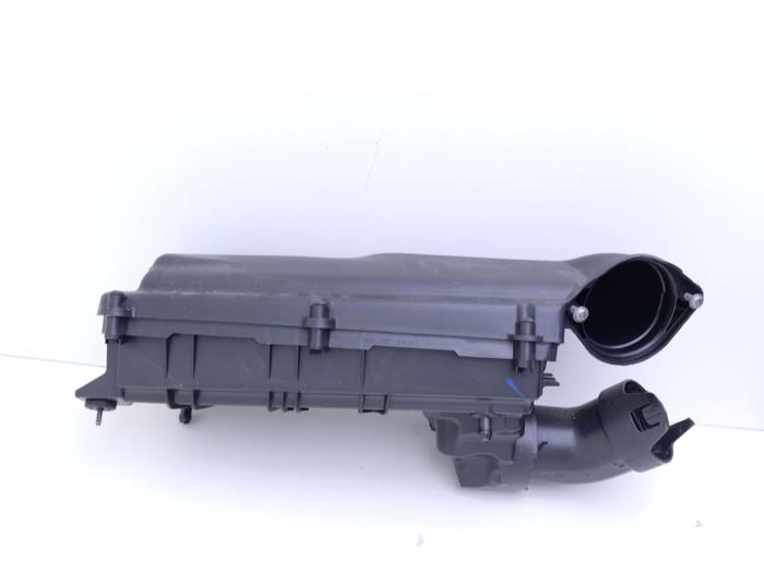 Gebrauchte Luftfiltergehäuse Opel Astra L Sports Tourer (F4/FC/FN/FR) 1.6 Plug-in Hybrid Turbo 16V Preis € 45,00 Mit Mehrwertsteuer angeboten von Automaterialen Ronald Morien B.V.