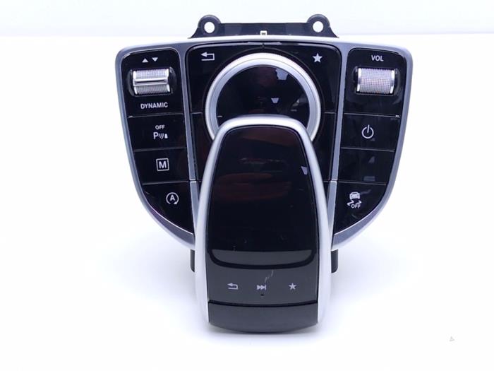 Usagé Commande ordinateur de bord Mercedes GLC (X253) 2.2 250d 16V BlueTEC 4-Matic Prix € 59,00 Règlement à la marge proposé par Automaterialen Ronald Morien B.V.