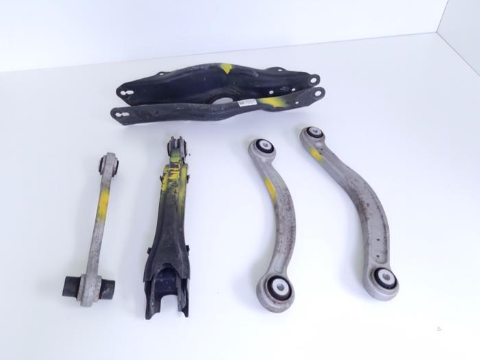 Gebrauchte Querlenker Set Mercedes GLC (X253) 2.2 250d 16V BlueTEC 4-Matic Preis € 75,00 Margenregelung angeboten von Automaterialen Ronald Morien B.V.