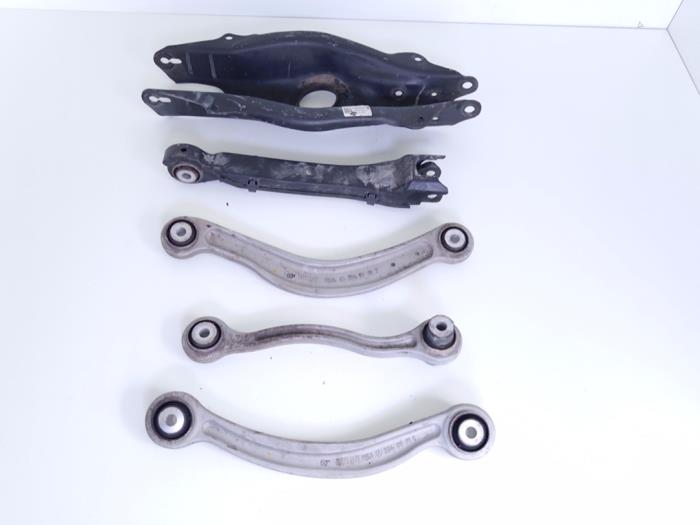 Gebrauchte Querlenker Set Mercedes GLC (X253) 2.2 250d 16V BlueTEC 4-Matic Preis € 75,00 Margenregelung angeboten von Automaterialen Ronald Morien B.V.