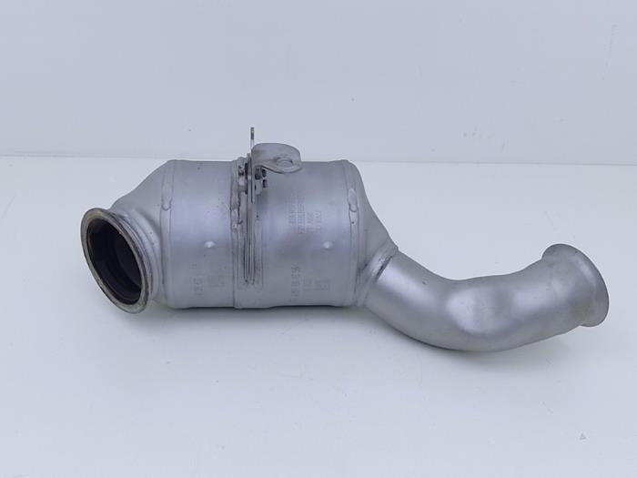 Gebrauchte Katalysator Mercedes C (R205) C-180 1.6 16V Preis € 395,00 Margenregelung angeboten von Automaterialen Ronald Morien B.V.