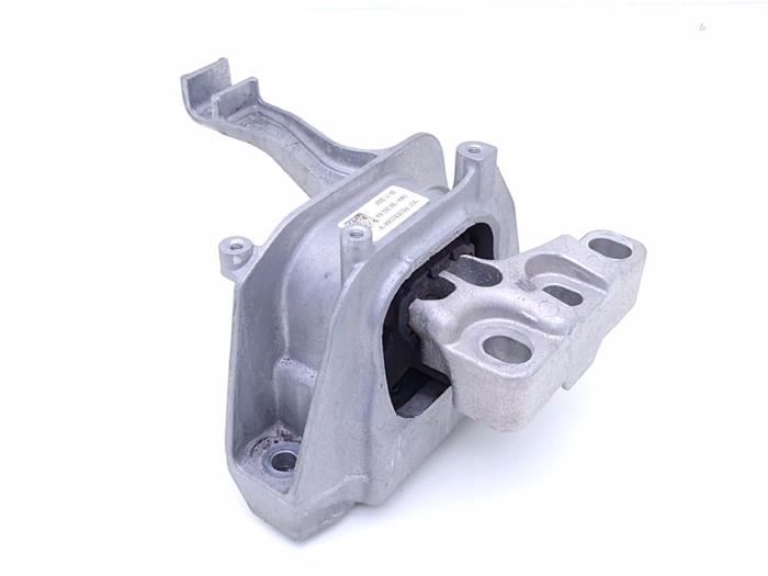 Used Engine mount Audi A3 Sportback (8YA) 2.0 30 TDI 16V Price € 65,00 Margin scheme offered by Automaterialen Ronald Morien B.V.