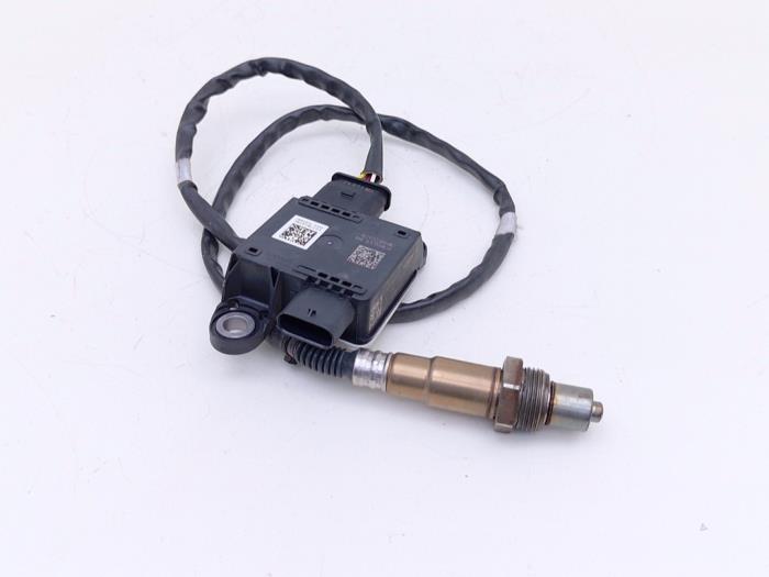 Lambda probe from a Volkswagen Crafter (SY) 2.0 TDI FWD 2020