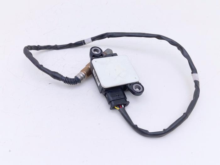 Lambda probe from a Volkswagen Crafter (SY) 2.0 TDI FWD 2020
