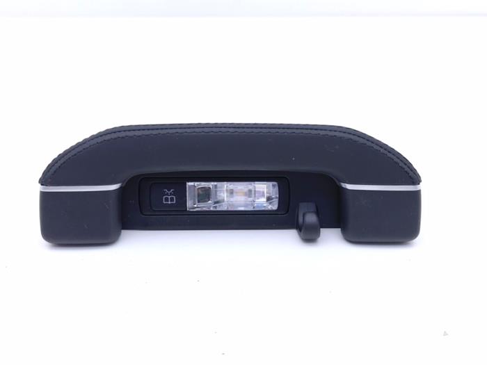 Begagnade Handtag Mercedes G (463) 4.0 G 63 V8 32V 4x4² Pris € 71,39 Inklusive moms erbjuds av Automaterialen Ronald Morien B.V.
