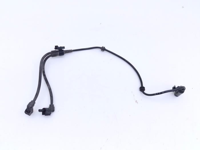 Begagnade Kablage Mercedes G (463) 4.0 G 63 V8 32V 4x4² Pris € 25,00 Inklusive moms erbjuds av Automaterialen Ronald Morien B.V.
