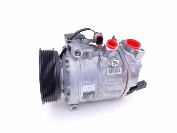 Usagé Compresseur de clim Volkswagen Multivan T7 2.0 TDI SCR 16V Prix € 225,00 Prix TTC proposé par Automaterialen Ronald Morien B.V.