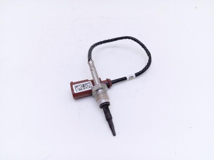 Used Particulate filter sensor Volkswagen Multivan T7 2.0 TDI SCR 16V Price € 30,25 Inclusive VAT offered by Automaterialen Ronald Morien B.V.