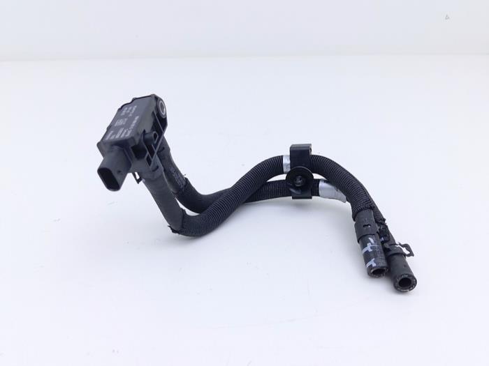 Begagnade Bränsletryckssensor Audi A5 Limousine (FU2) 2.0 40 TFSI 16V Quattro Pris € 54,99 Inklusive moms erbjuds av Automaterialen Ronald Morien B.V.