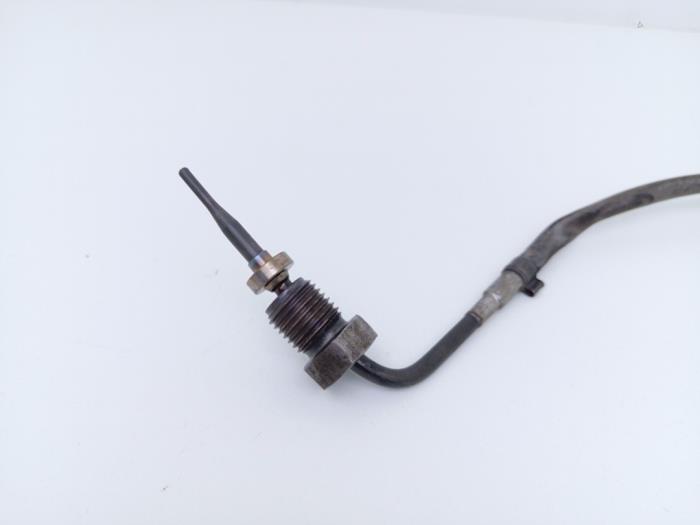 Auspuff Temperatursensor van een Audi RS 3 Sportback (8YA) 2.5 TFSI 20V Quattro 2024
