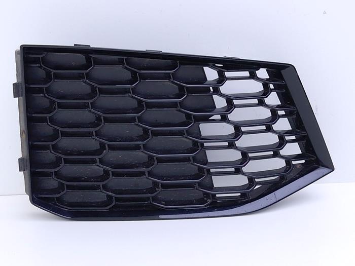 Używane Grill Audi RS 5 (F53/F5P) 2.9 V6 TFSI 24V Cena € 124,99 Z VAT oferowane przez Automaterialen Ronald Morien B.V.