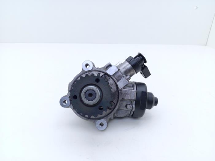Begagnade Dieselpump Volkswagen Golf VII (AUA) 2.0 GTD 16V Pris € 95,00 Marginaltabell erbjuds av Automaterialen Ronald Morien B.V.