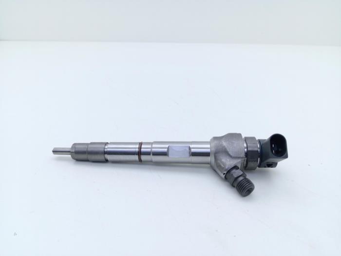 Usagé Injecteurs Volkswagen Passat (3G2) 2.0 TDI 16V 150 4Motion Prix € 65,00 Règlement à la marge proposé par Automaterialen Ronald Morien B.V.