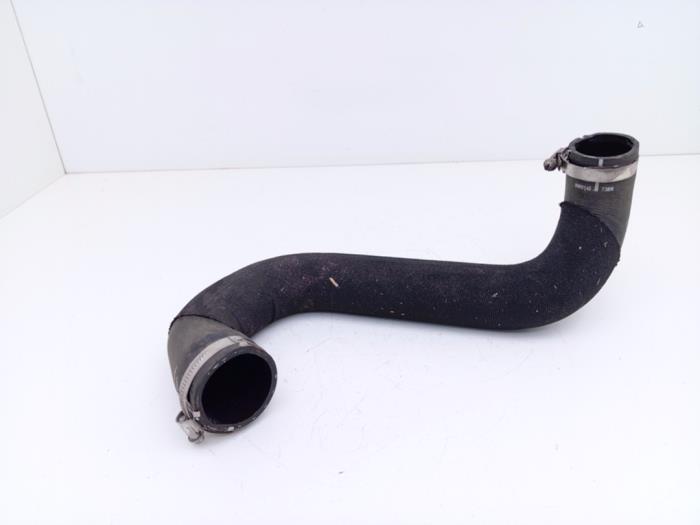 Gebrauchte Intercooler Schlauch Audi A4 Allroad Quattro (B9) 2.0 45 TFSI 16V Preis € 35,00 Margenregelung angeboten von Automaterialen Ronald Morien B.V.