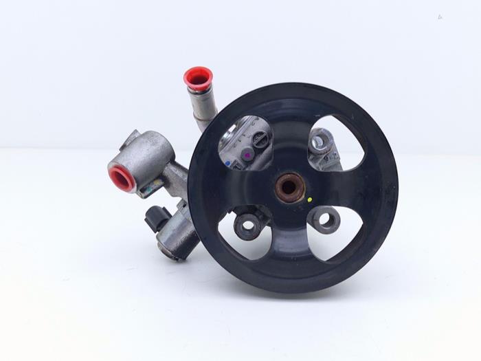 Usagé Pompe de direction Toyota Hilux V/VI 2.4 D4D-F 16V 4x4 Prix € 165,00 Prix TTC proposé par Automaterialen Ronald Morien B.V.