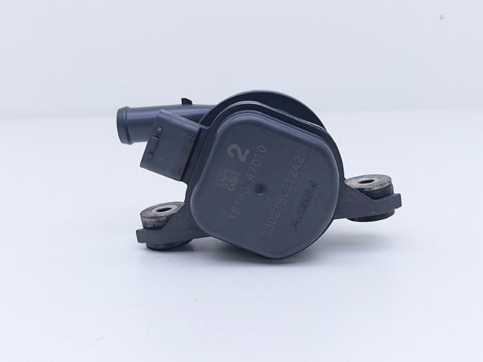 Begagnade Extra vattenpump Toyota Hilux V/VI 2.4 D4D-F 16V 4x4 Pris € 85,00 Inklusive moms erbjuds av Automaterialen Ronald Morien B.V.